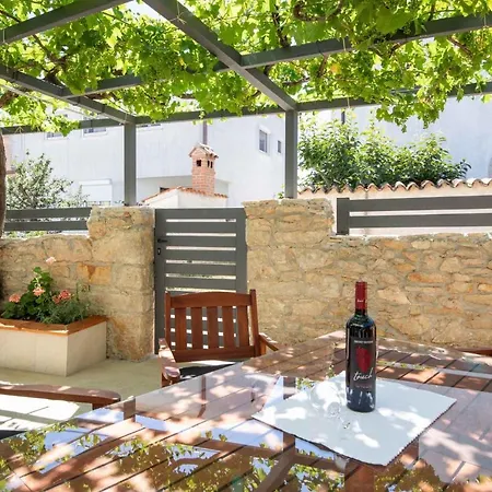 In Medulin/istrien 36032 Holiday home